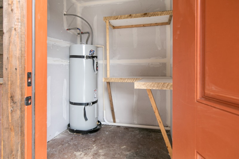 Building Photo - 6244-6243 Three Needles Ln