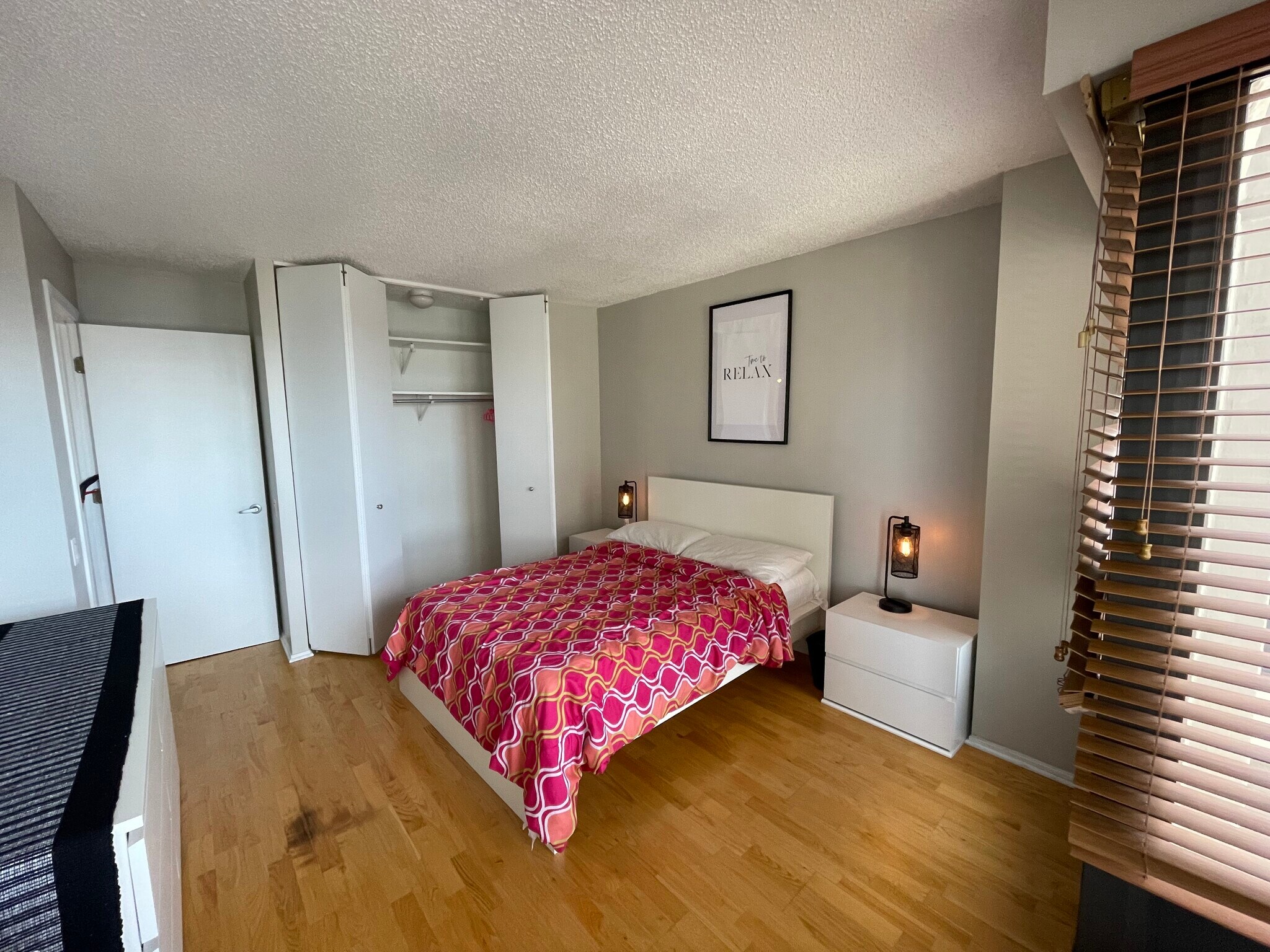 Building Photo - 30 E Huron St