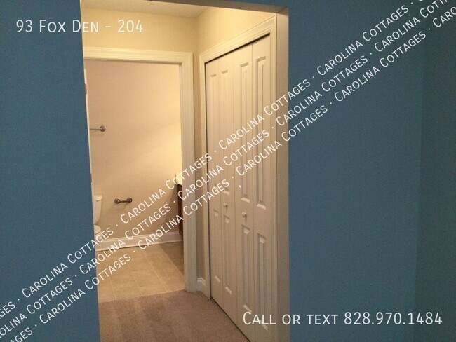 Building Photo - 93 Fox Den-204