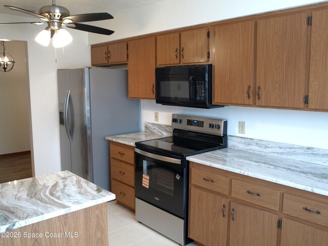 Building Photo - 9012 Scarsdale Ct