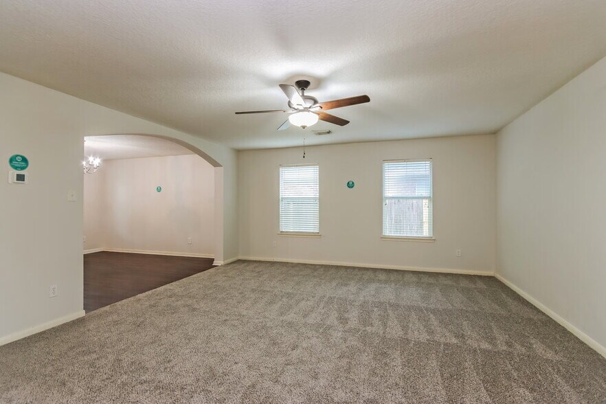 Building Photo - 4422 Cannongate Dr