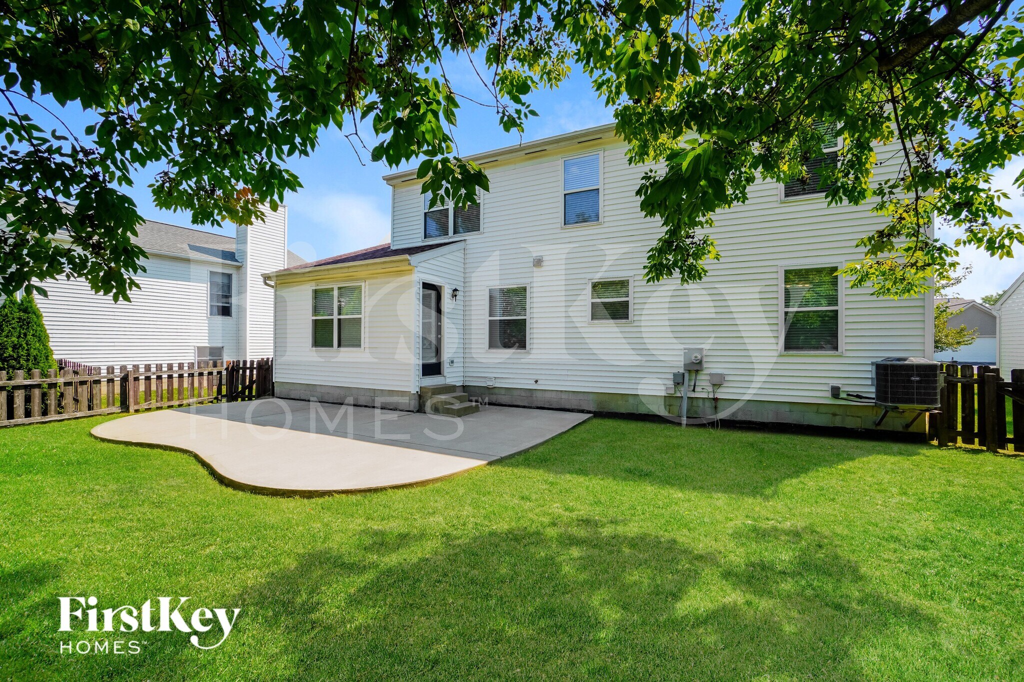 Building Photo - 6594 Danbury Dr