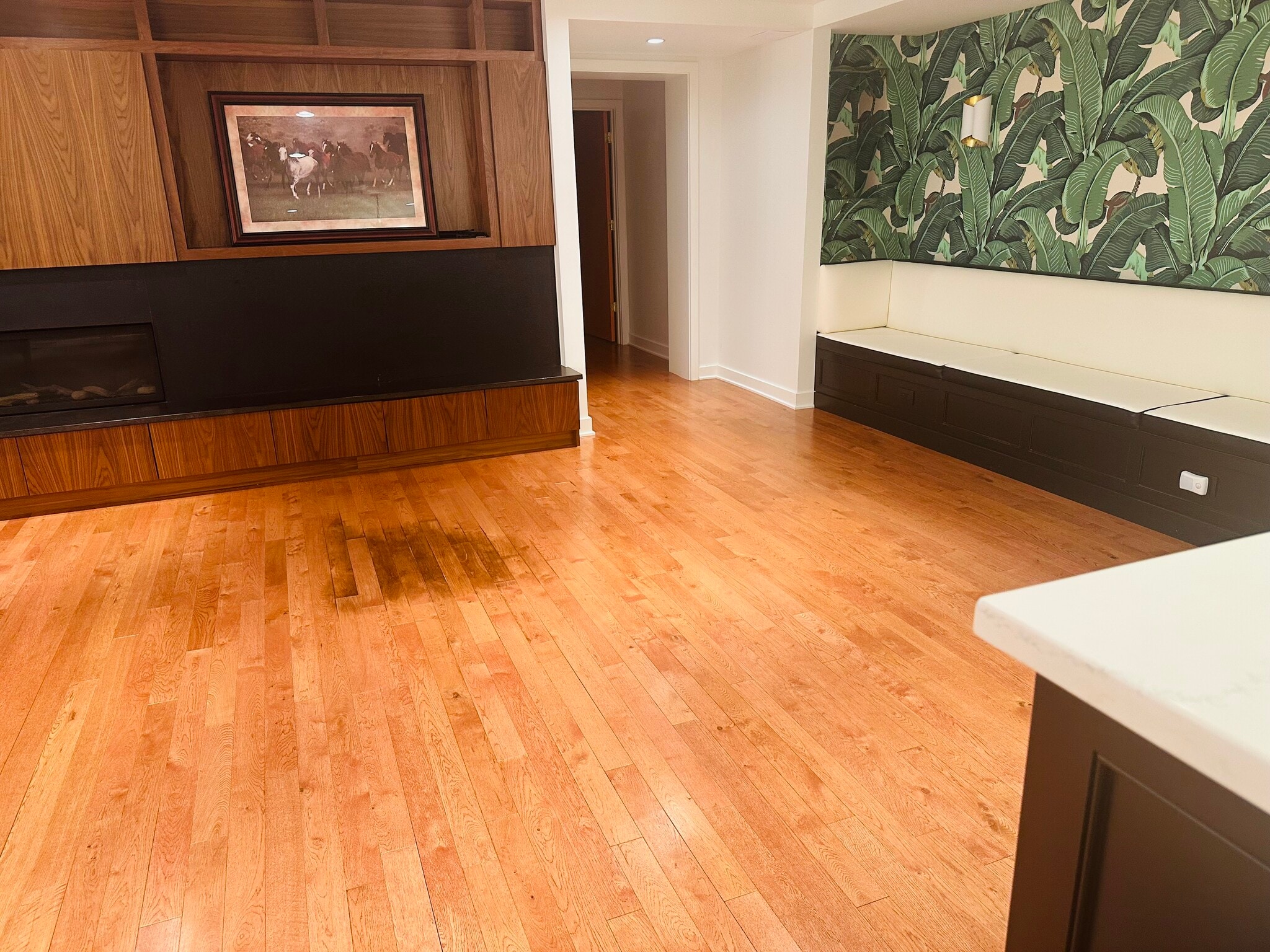 Family Room - 650 Fairway Rd