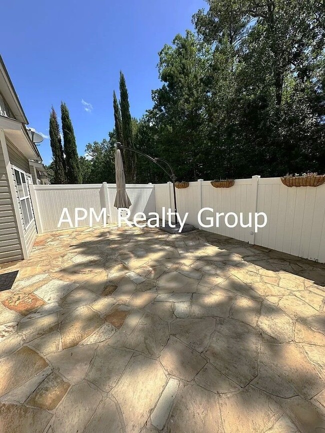 Building Photo - Saluda Springs Townhome