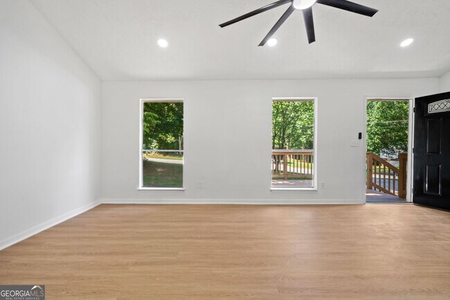 Building Photo - 4050 Daron Ct