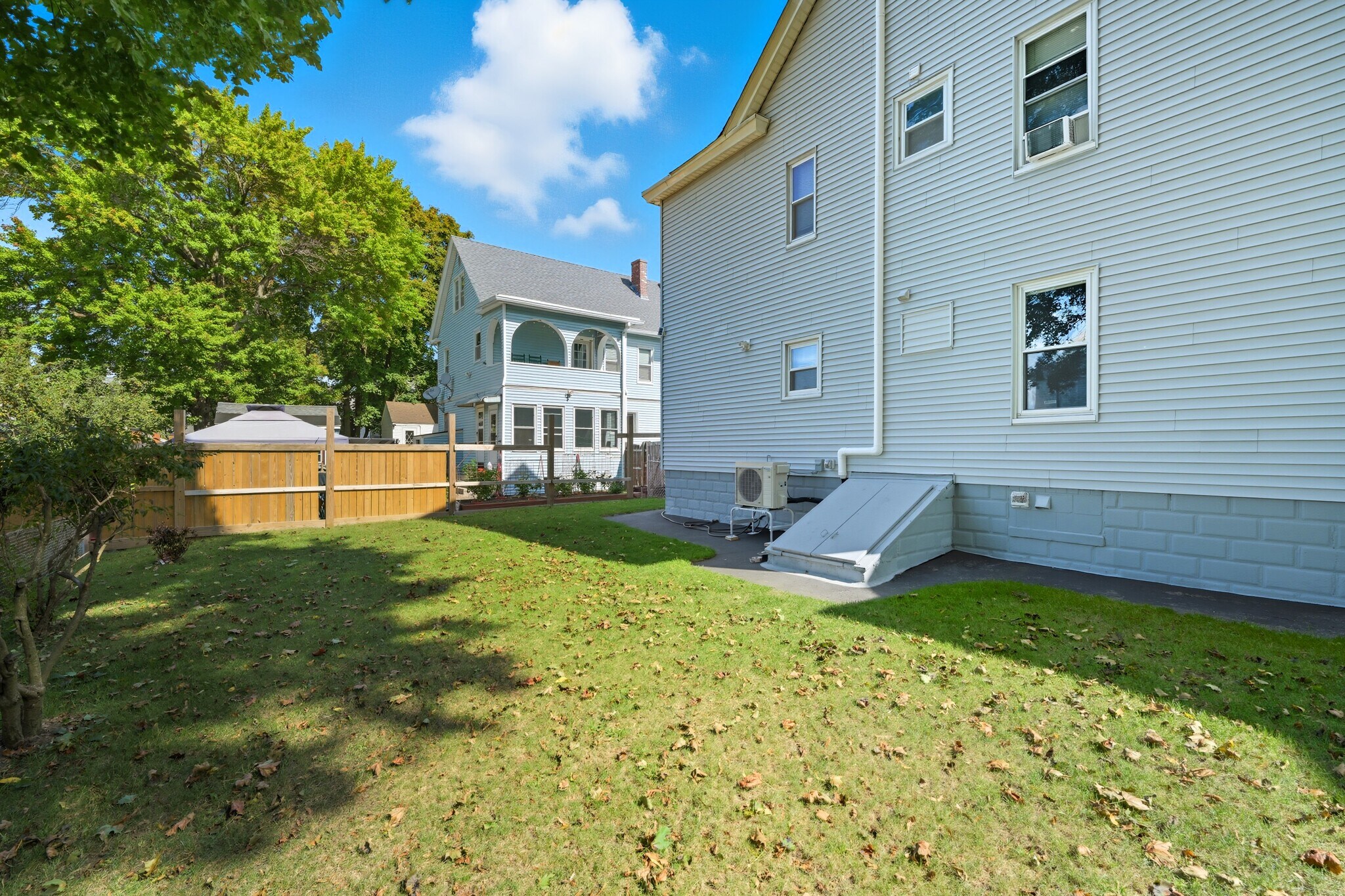 Building Photo - 45 Highland Ave