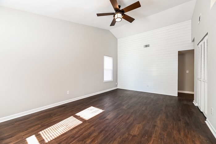 Building Photo - 101 Tweed Ct