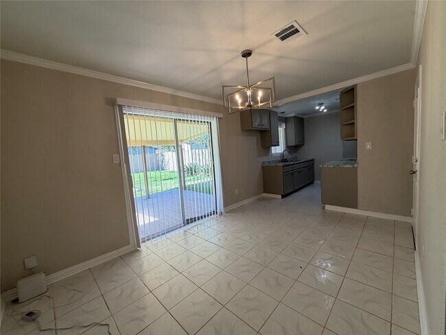 Building Photo - 9227 Vanwood St