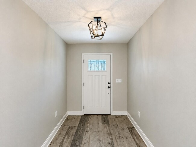 Building Photo - 491 Marker Cove