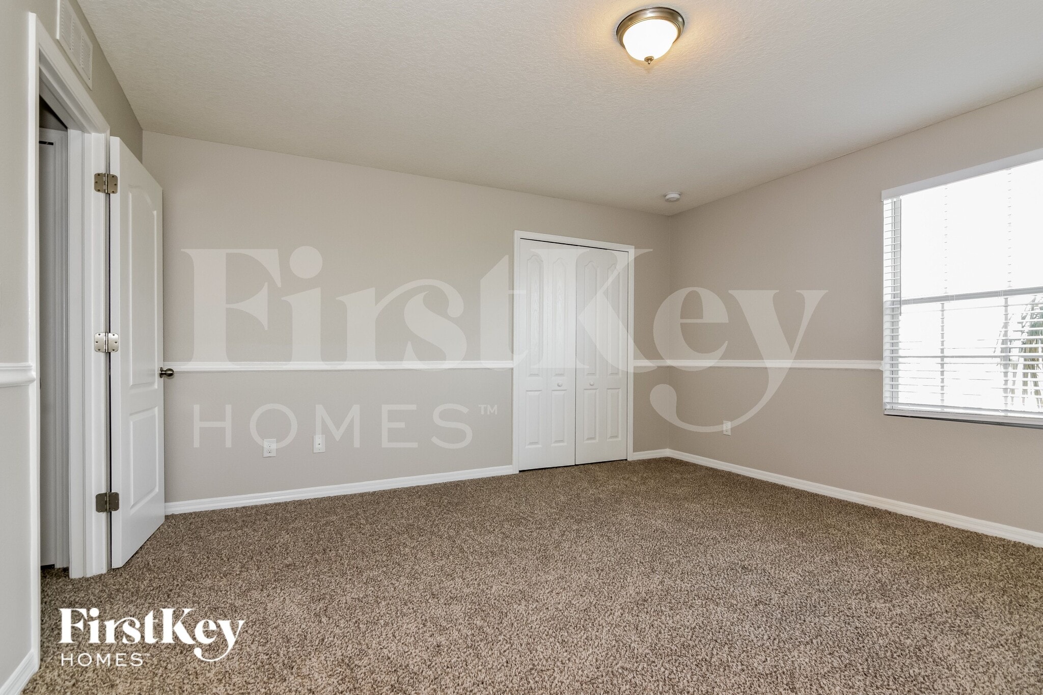 Building Photo - 561 Vista Ridge Dr