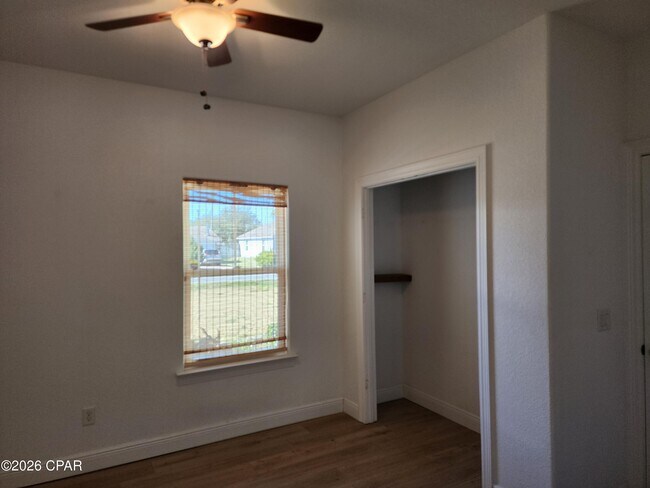 Building Photo - 114 Heather Dr