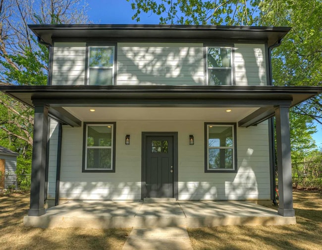 Primary Photo - 873 Decatur St