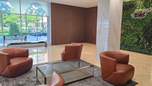 Building Photo - 250 174th St