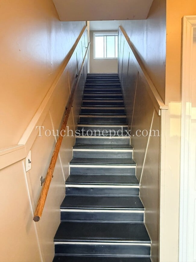 Building Photo - 18101 SE Arista Dr