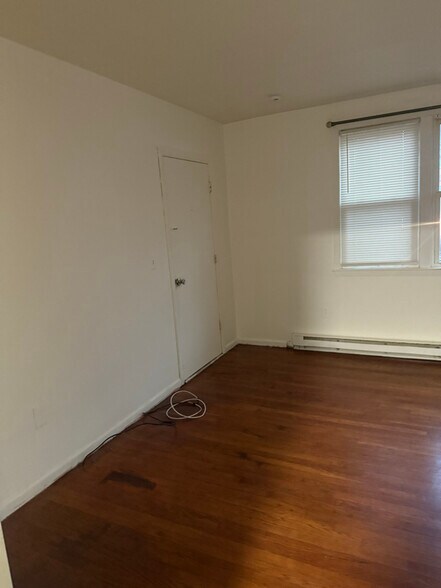 Building Photo - 15 Stevens Rd