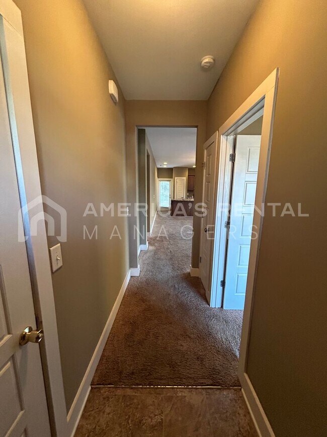 Building Photo - Home for Rent in Margaret, AL!!! View with 48 Hours Notice!