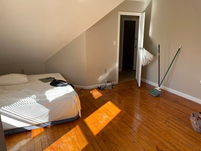 Bedroom 2 - 157 Highland St