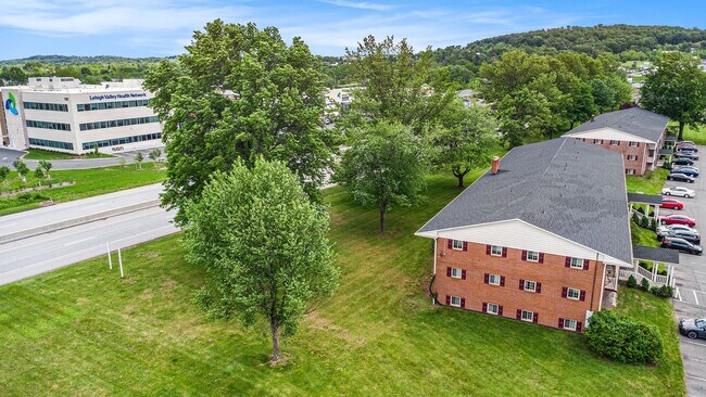 Building Photo - Almont Terrace Apartments