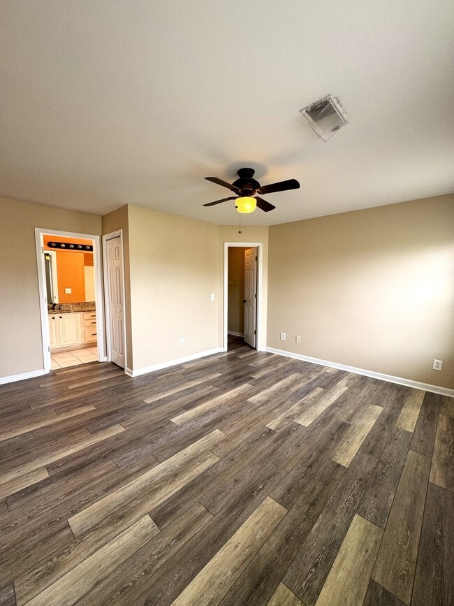 Building Photo - 119 Brentwood Dr