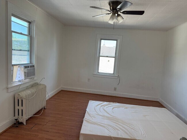 Building Photo - 6919 Rising Sun Ave