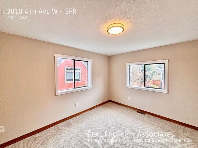 Building Photo - 3010 4th Ave W