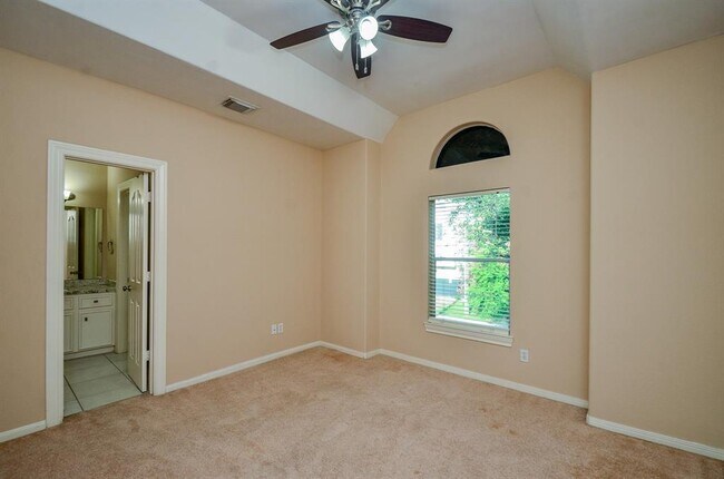Building Photo - 1220 Birdsall St