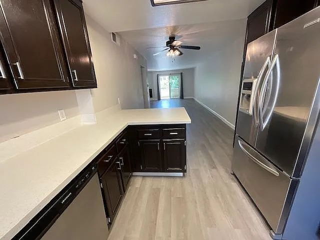 Building Photo - Updated Canyon Country Condo in Gated Community