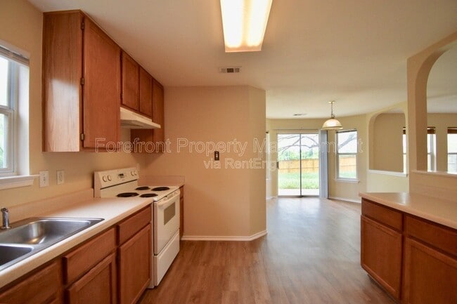 Building Photo - 10527 Cub Haven