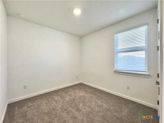 Building Photo - 2109 Gabriels Horn Rd