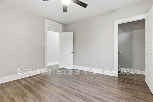 Building Photo - 27 E Orchard Ave