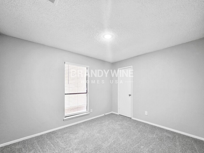 Building Photo - 1801 Briar Run