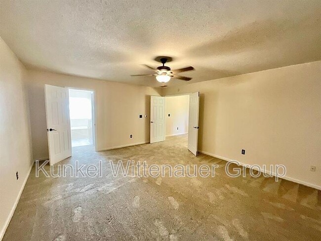 Building Photo - 110 St Sabre Dr