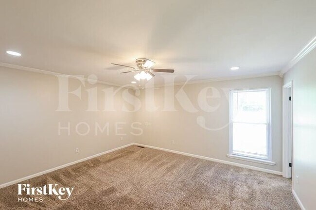 Building Photo - 1521 Cedargate Cir