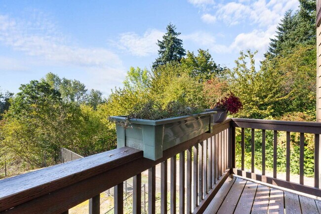 Building Photo - Private sanctuary tucked into the heart of Happy Valley.