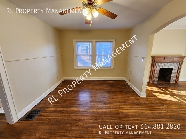 Building Photo - Charming 1 Bedroom Apartment in Grandview ...