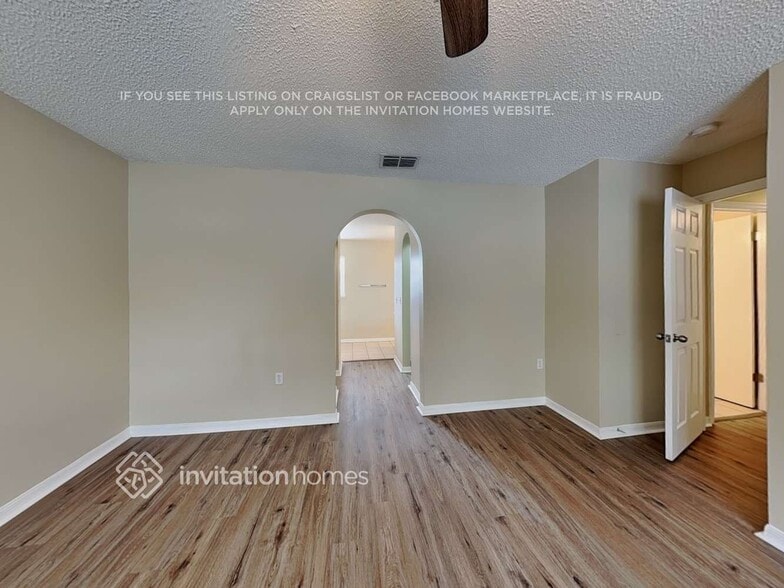 Building Photo - 3904 Stonefield Dr