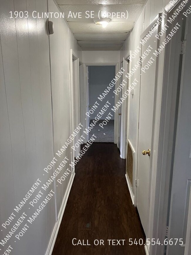 Building Photo - 1903 Clinton Ave SE