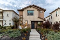 Building Photo - Newer 3 Bed, 2.5 Bath Sea Haven Home for Lease