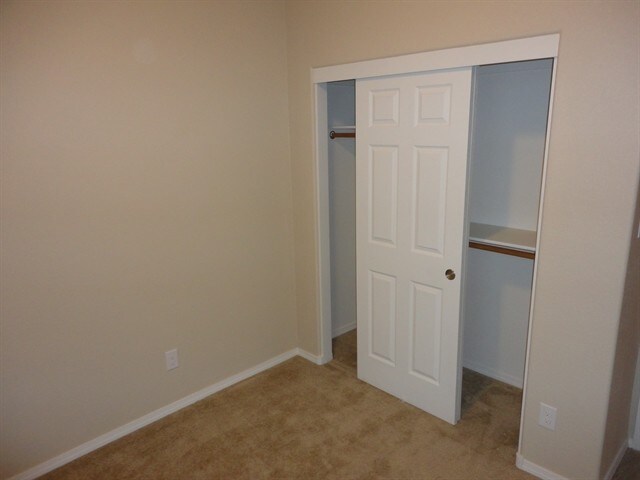 Building Photo - 1139 Northern Lights Way NE