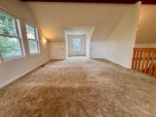 Building Photo - House for Rent in Bridgewater