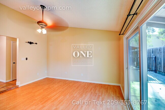 Building Photo - Experience Pet-Friendly Resort Living! Fea...
