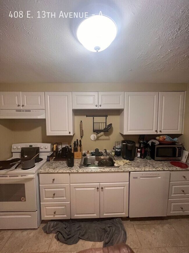 Building Photo - 408 E 13th Ave