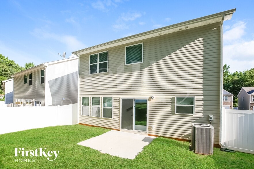 Building Photo - 9520 Blue Knoll Ct