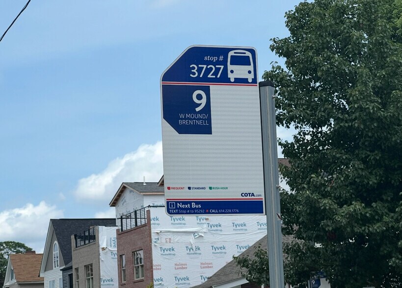 Building Photo - 358 Saint Clair Ave