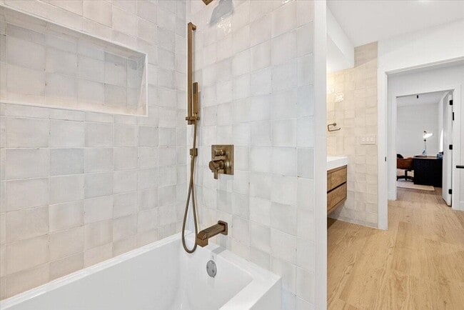 Building Photo - 6897 Terra Tranquila Dr