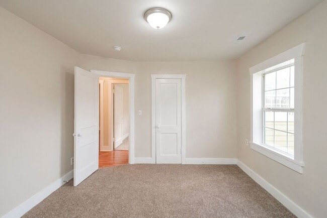 Building Photo - Charming Historic East Nash 3Bed/2Bath!