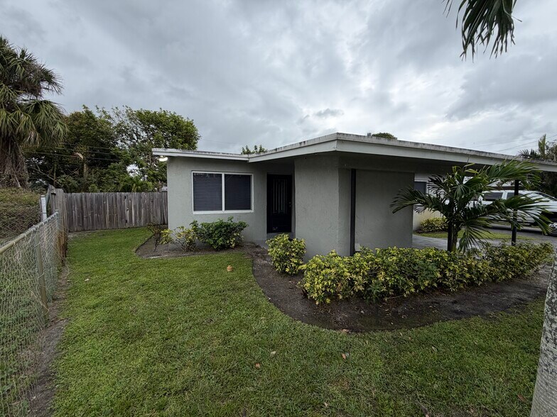 Building Photo - 3125 NW 2nd St