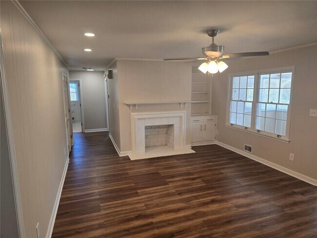 Building Photo - 3420 Northside Dr