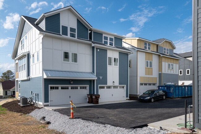 Building Photo - Welcome to The Becanni in Charlotte Park!