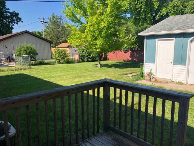 Building Photo - Single Family Home